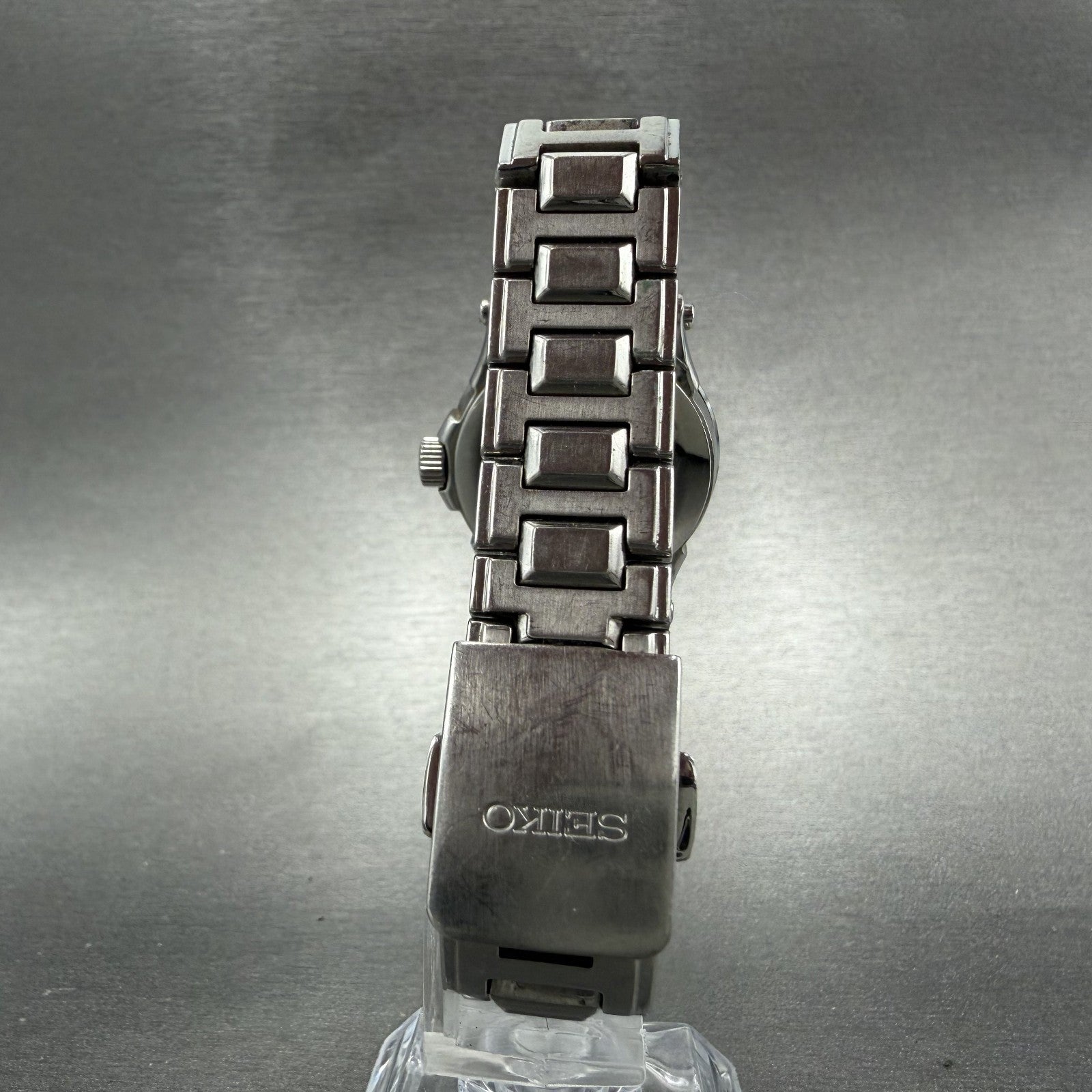 Seiko Premier Watch Women 27mm MOP Dial Silver Tone Date 7N82-0DA0 New Battery7