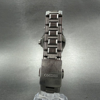 Seiko Premier Watch Women 27mm MOP Dial Silver Tone Date 7N82-0DA0 New Battery7