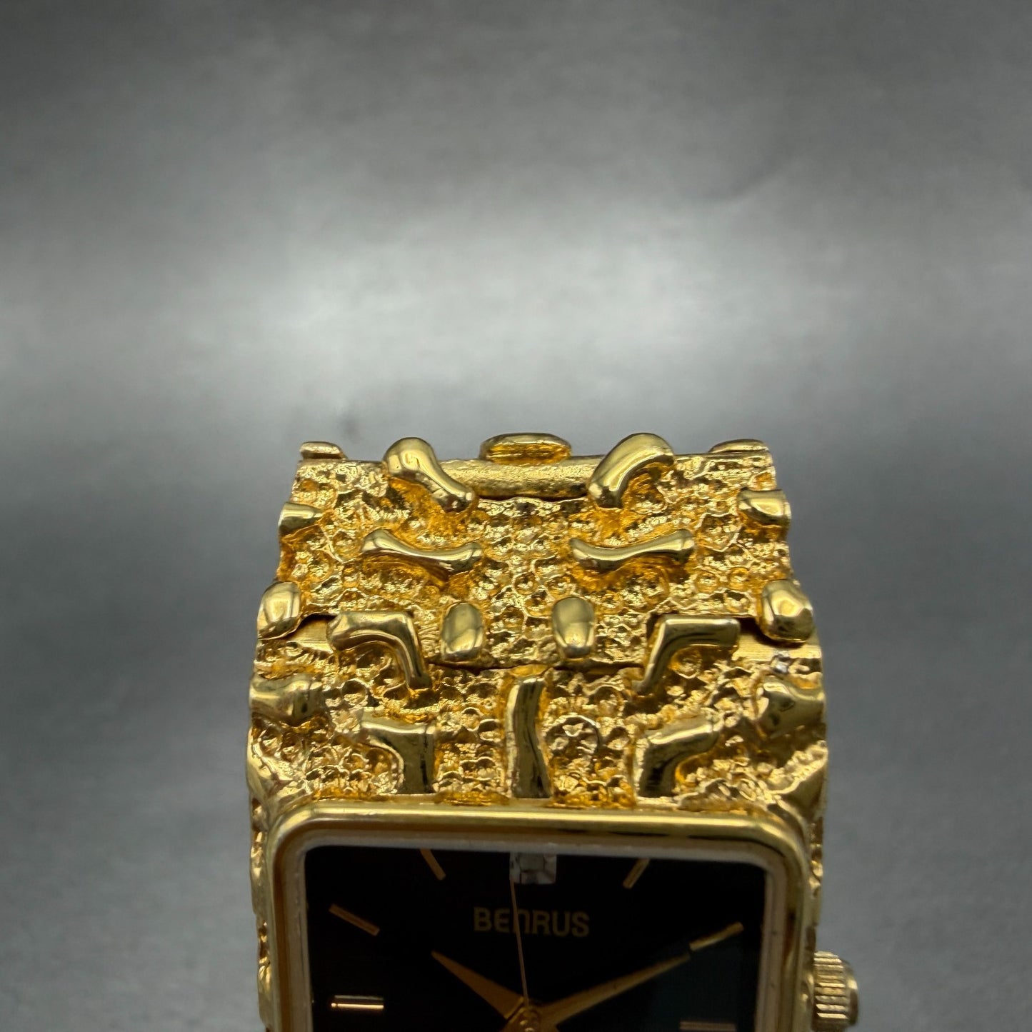 Benrus Gold Nugget Watch Unisex 28mm Black Dial Gold Tone Date Rectangle New bat4