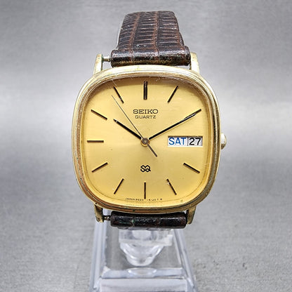 Seiko SQ Watch Men 30mm Champagne Dial Gold Tone Daydate 82235120 New Battery0