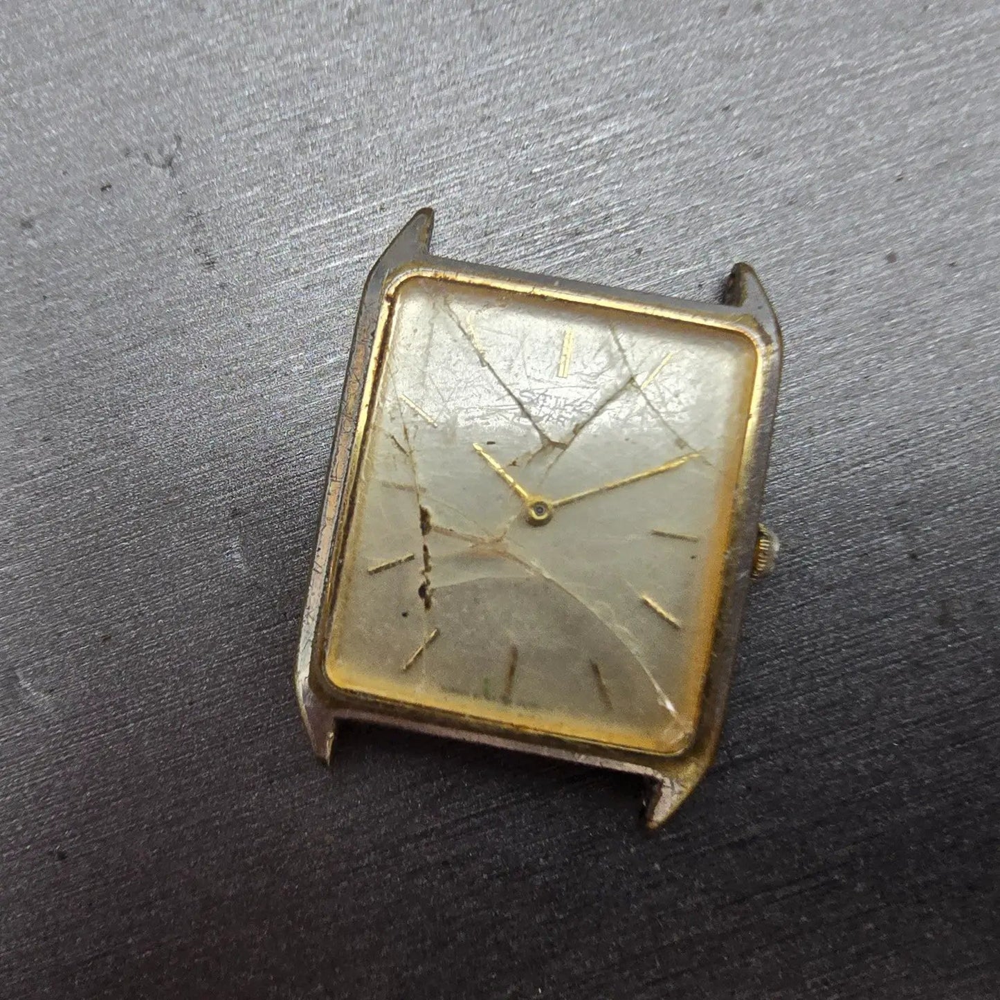 Seiko 5Y00A Quartz Movement Works W/Case And Hands Vintage5