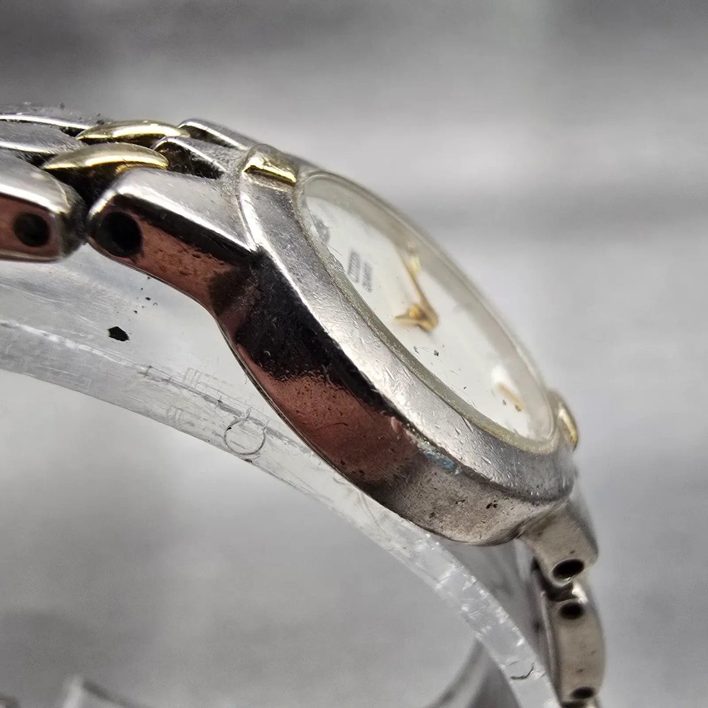 Citizen Watch Women 21mm White Dial Two Tone Round 5421-S93941 New Battery VTG3