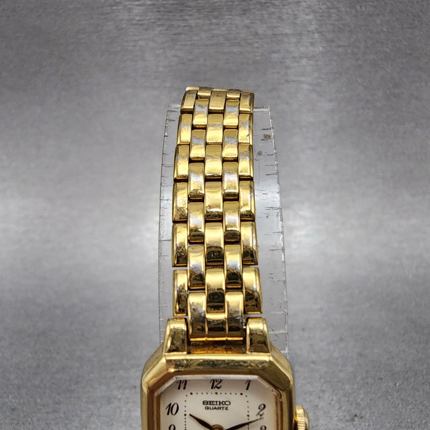 Seiko Tank Watch Women 17mm Cream Dial Gold Tone Rectangle V4005608 New Battery4