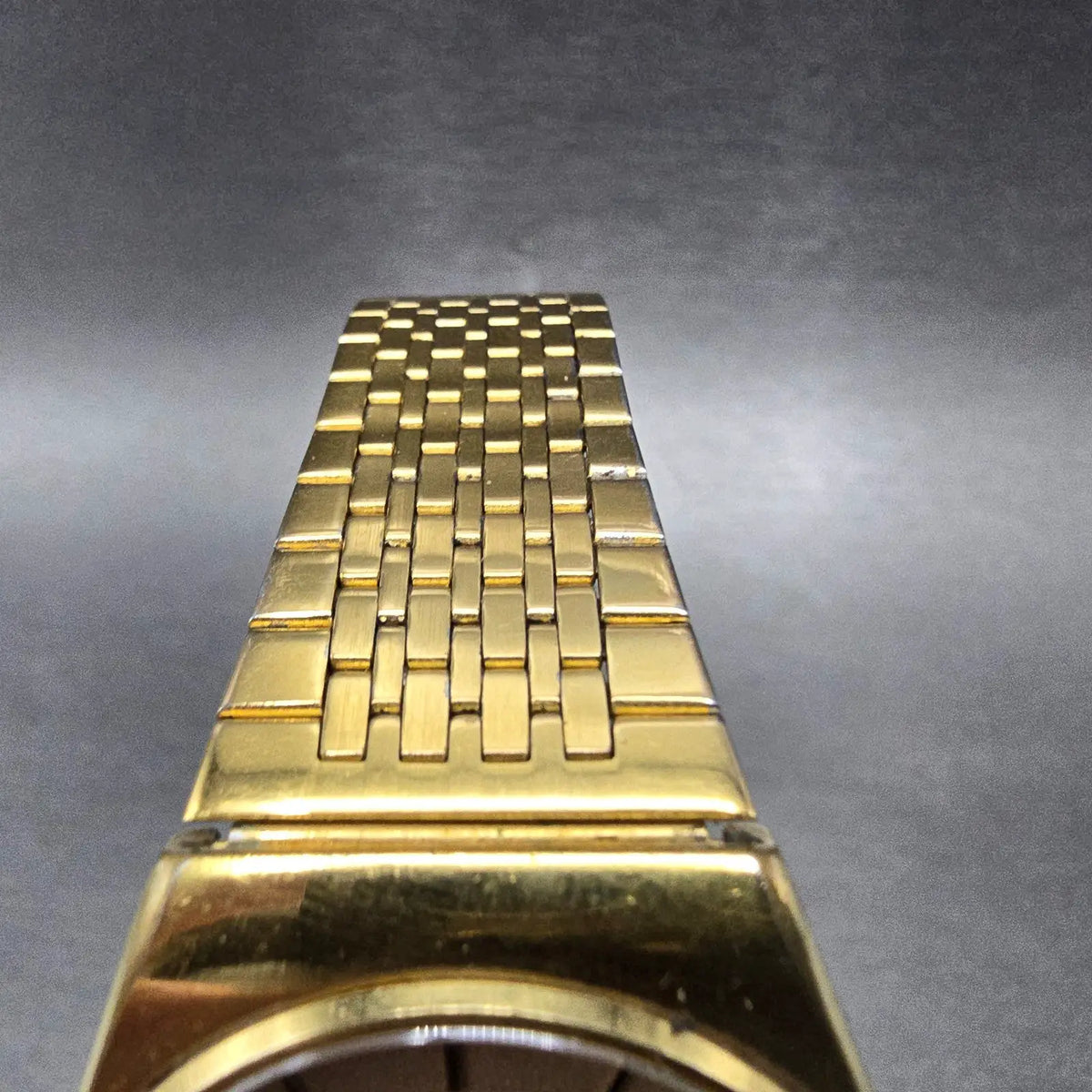 Seiko 7813-8009 Watch Case & Cream Dial Gold Tone Round 37mm W/Crystal and Hands4