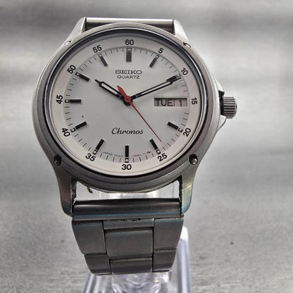 Seiko Chronos Watch Men 34mm White Dial Silver Tone Daydate 7433-7030 New Batt5