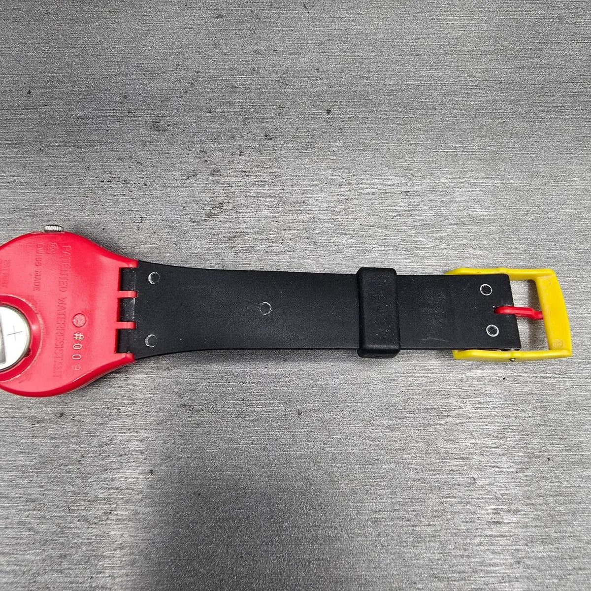 Swatch Radio Button Watch Men 34mm Yellow Dial Red Case Round GR153 New Battery14