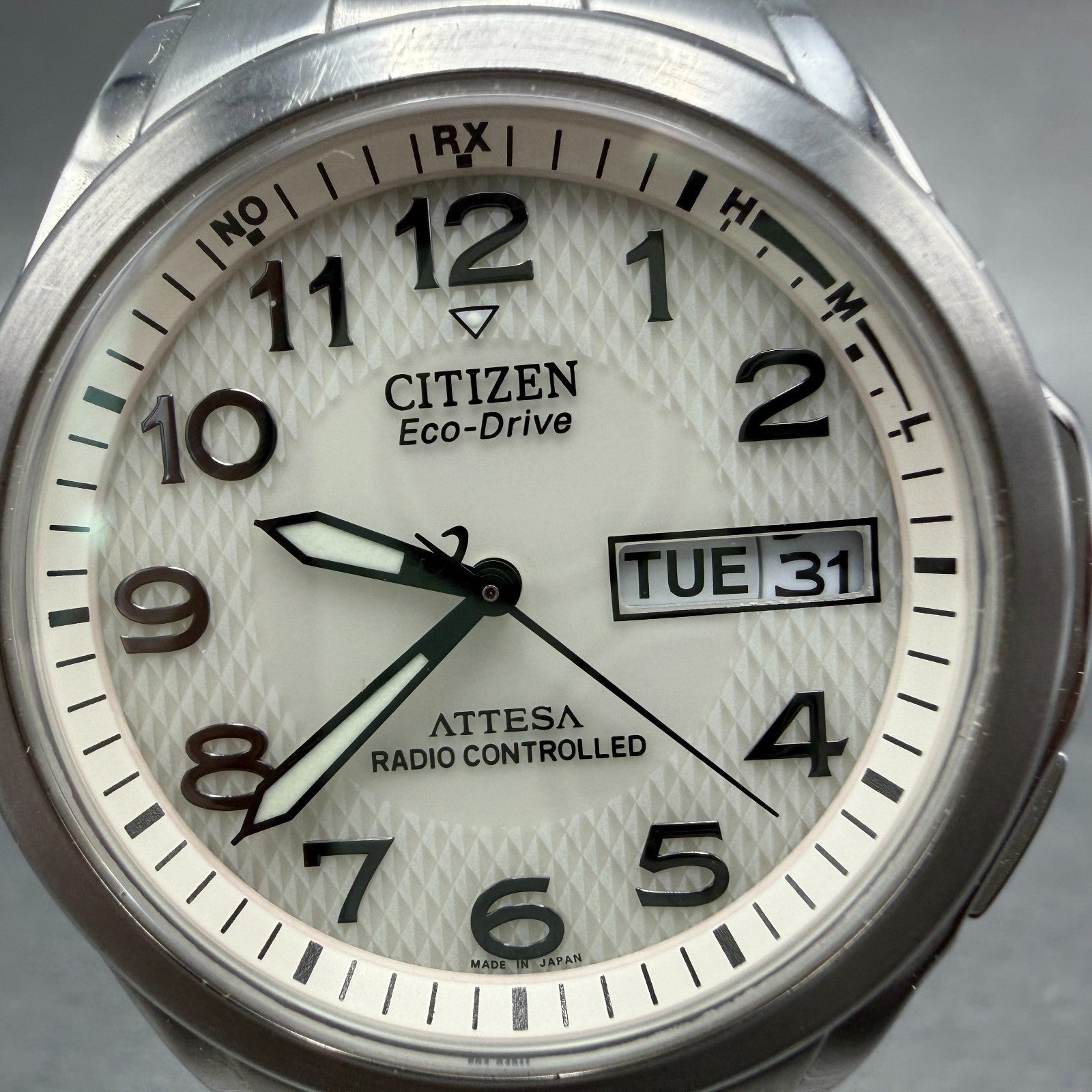 Citizen Eco-Drive Attesa Watch Men 37mm Cream Dial Titanium Atomic Daydate READ!2