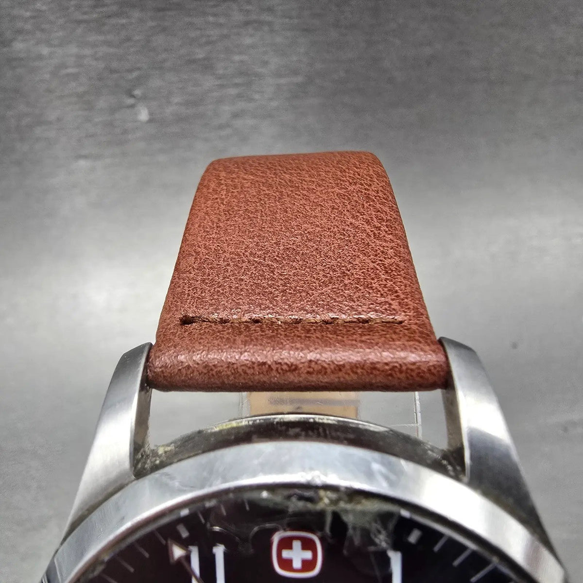 Wenger Swiss Military Terragraph Watch Men 42mm Gray Dial Steel Date New Battery5