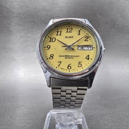 Seiko Alba Watch Men 34mm Luminous Dial Silver Tone Daydate V743-7A00 PARTS VTG11