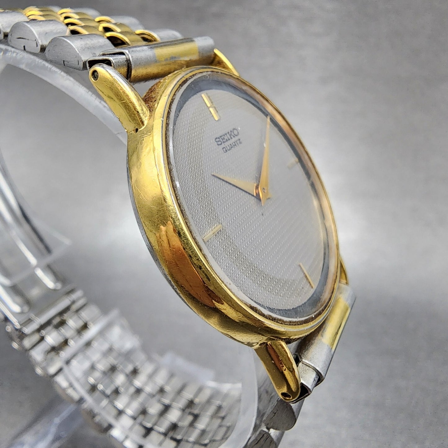 Seiko Watch Men 31mm Gray Dial Gold Tone Round 5Y307000 PARTS Vintage4