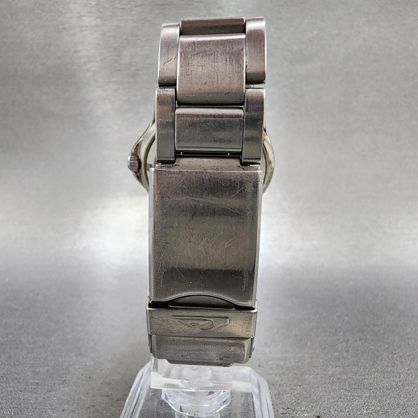 QuikSilver Dive Watch Men 35mm Gray Dial Silver Tone Date Round QS221 New Batt7