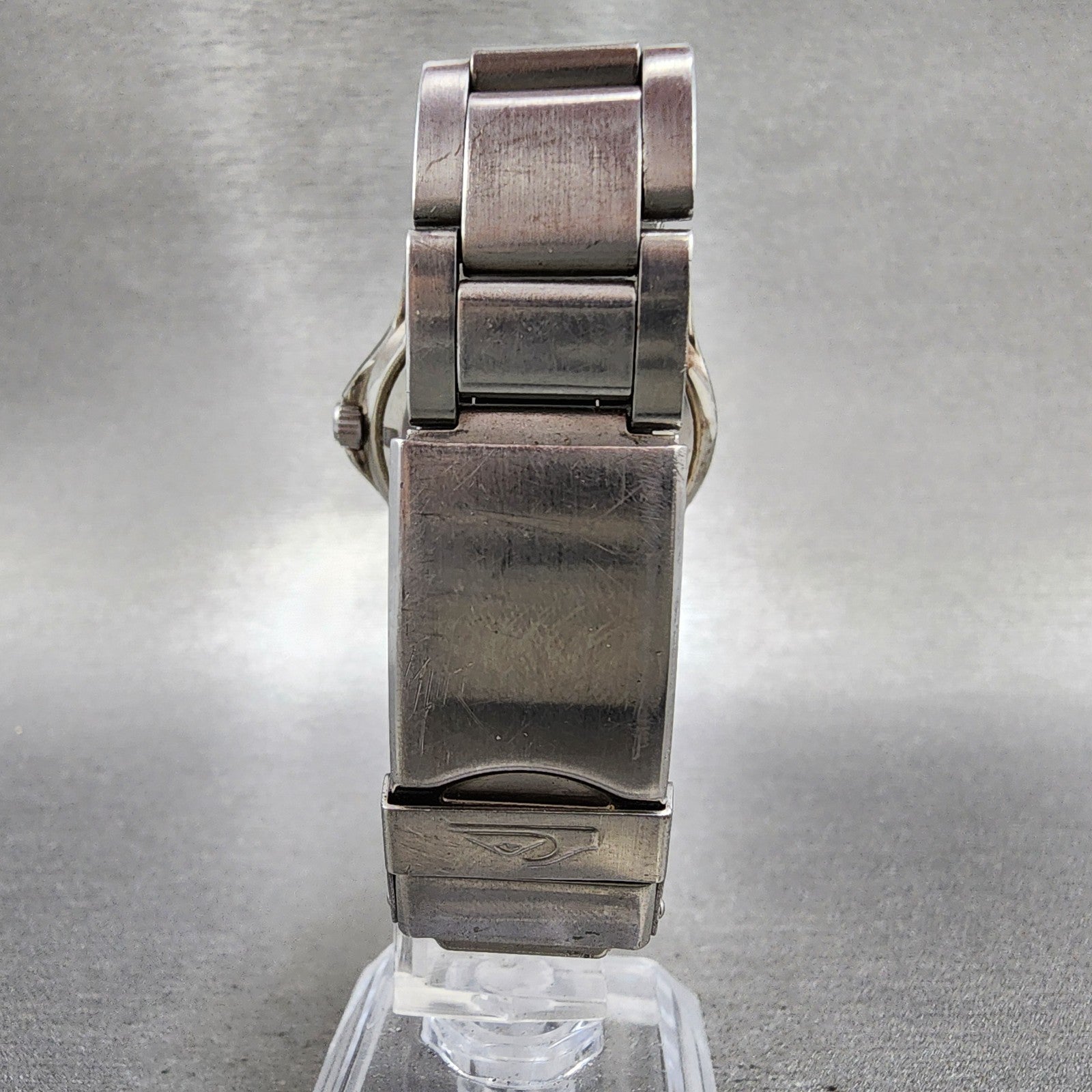 QuikSilver Dive Watch Men 35mm Gray Dial Silver Tone Date Round QS221 New Batt7