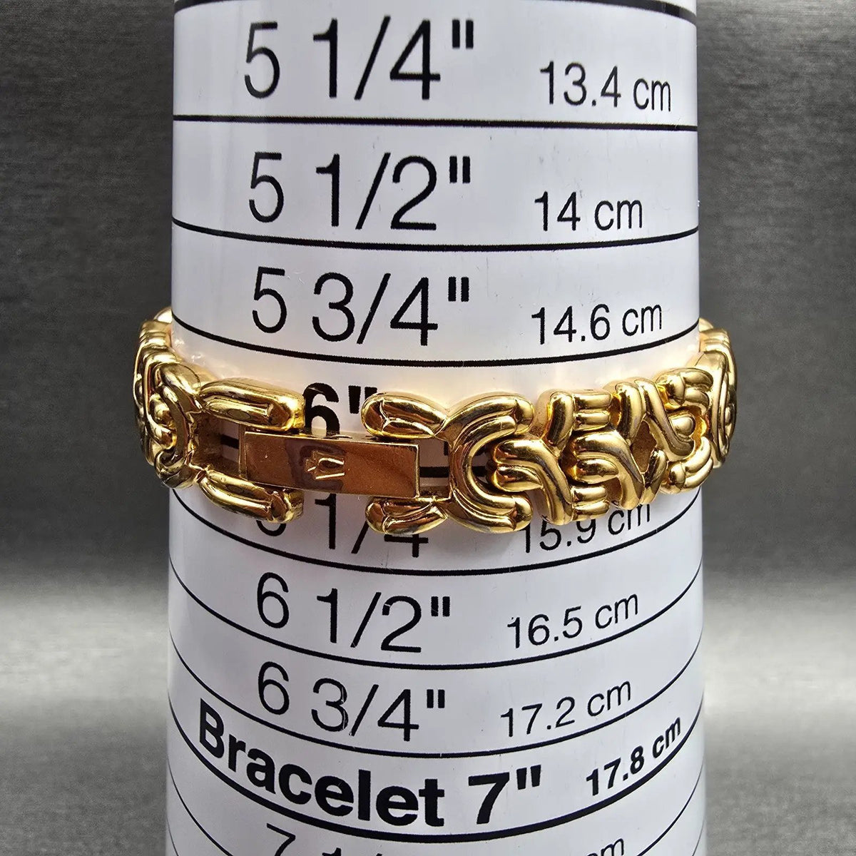 Bulova Watch Women 16mm MOP Dial Gold Tone Crystal Bezel Oval 98R51 New Battery9