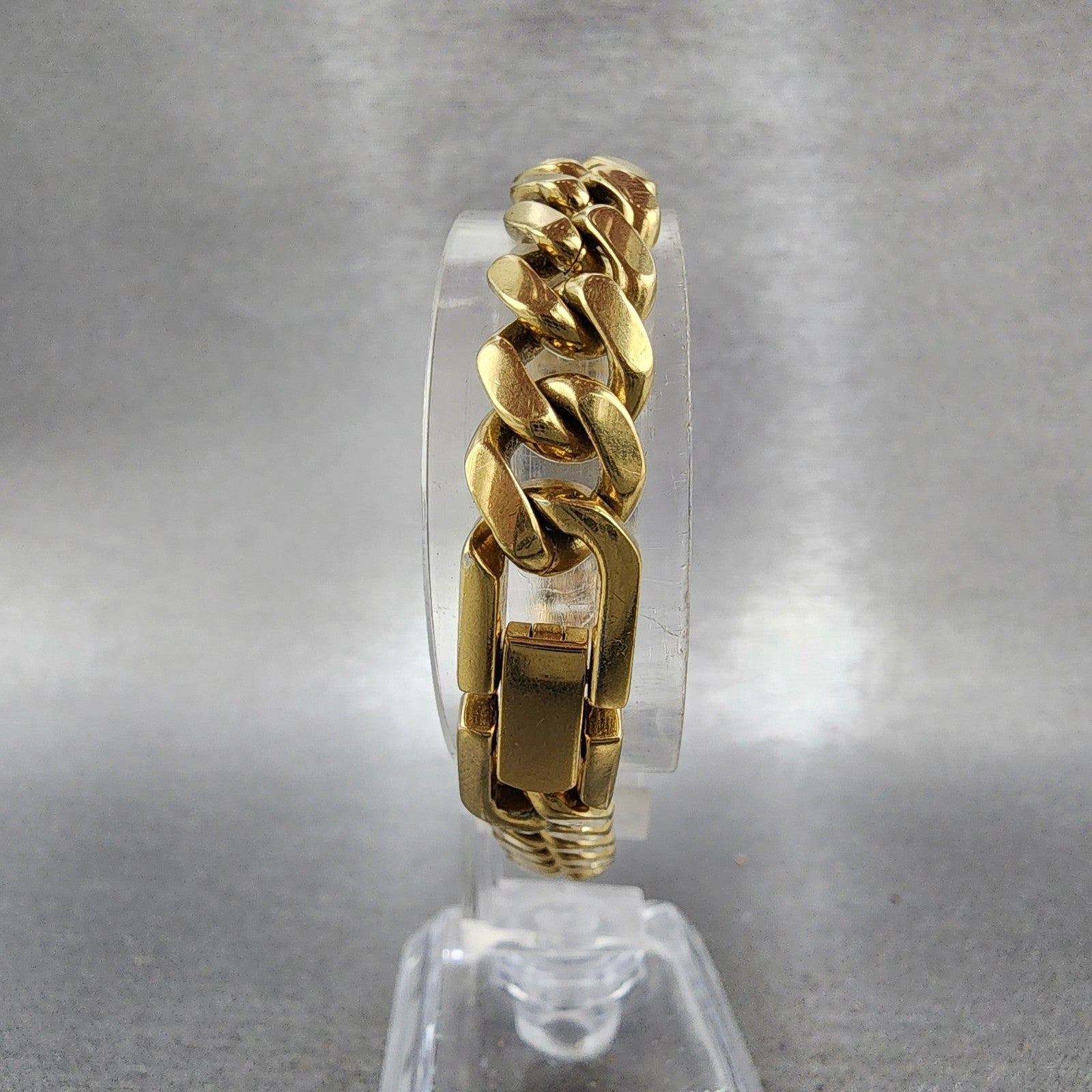 Seiko Watch Women 14mm Champagne Dial Gold Tone 2e205369 New Battery7