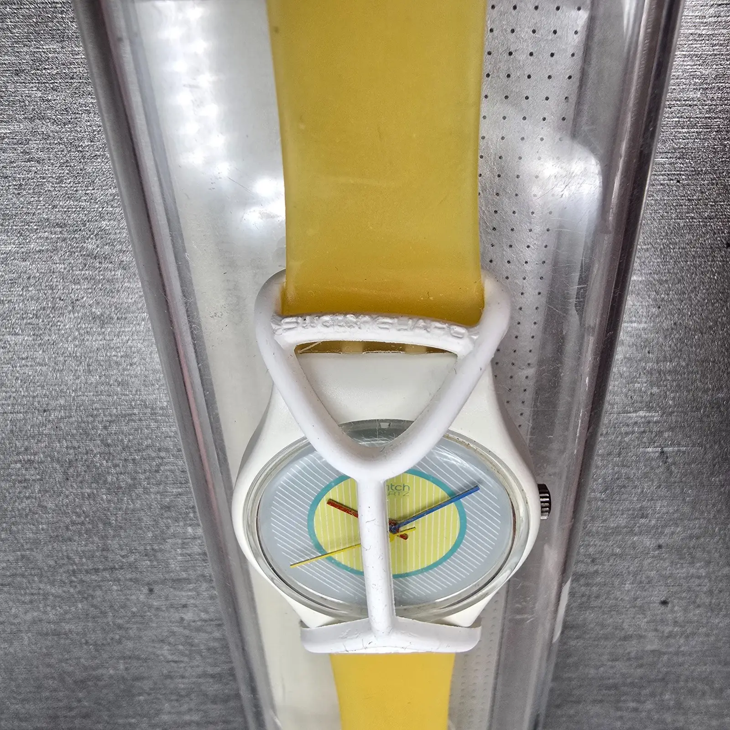 Swatch Lady Banana Watch Women 24mm Blue Dial White Case Round LW106 New Battery5