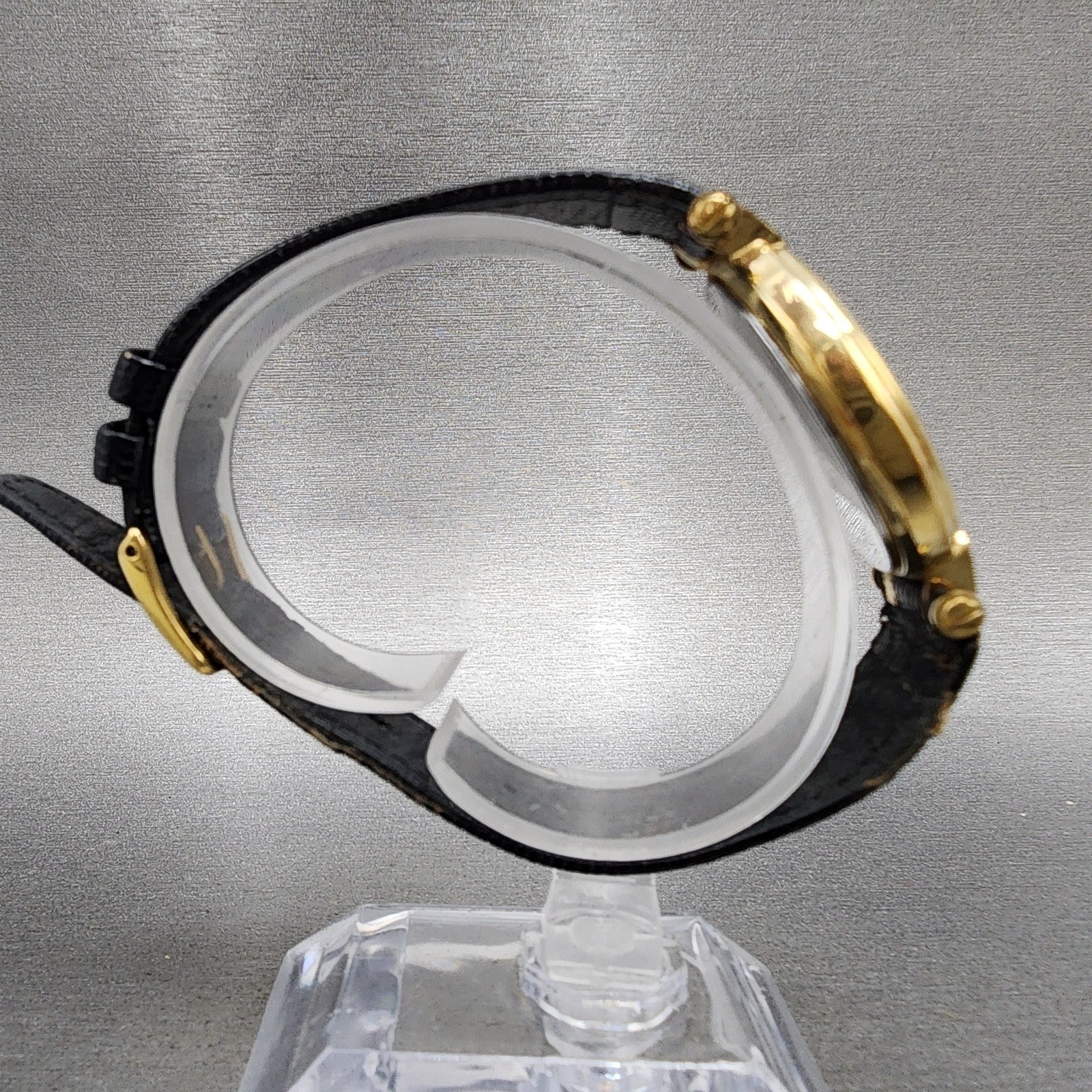 Burberry Watch Men 32mm Black Dial Gold Tone Round 3200 PARTS9