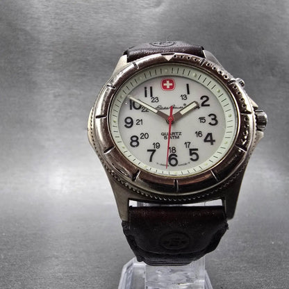 Wenger Eddies Bauer Watch Men 38mm White Dial Silver Tone Round Backlight PARTS6
