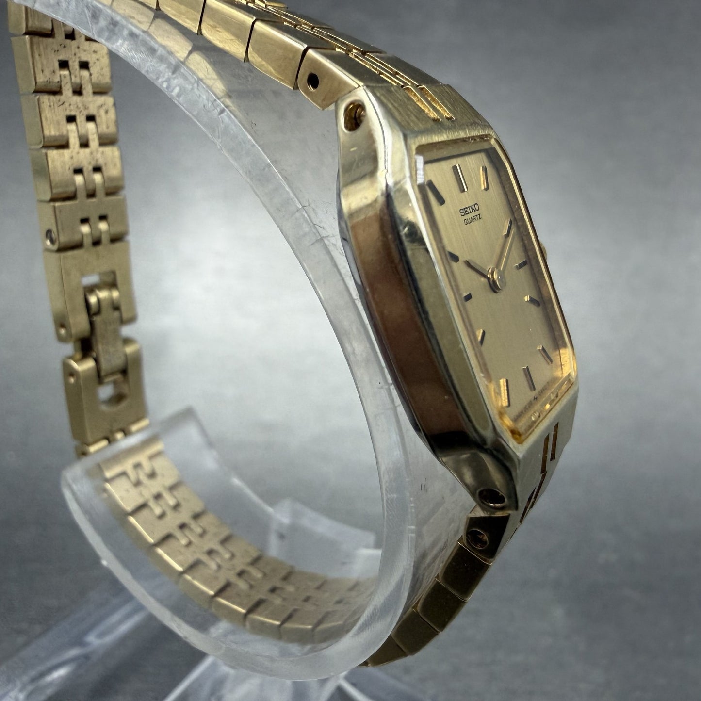 Seiko Watch Women 16mm Gold Dial Gold Tone Octagon 2C20-5209 New Battery4
