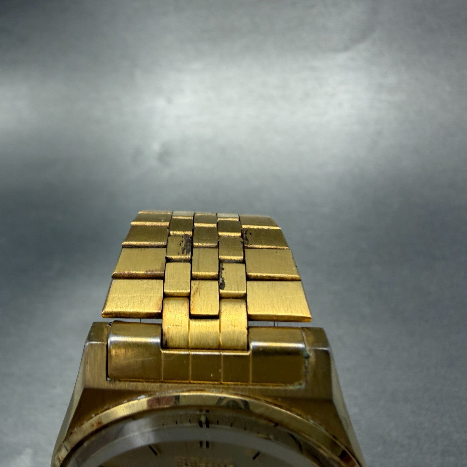 Seiko SQ Watch Men 34mm Champagne Dial Gold Tone Daydate 7123-8439 PARTS VIntage5