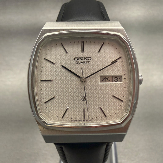 Seiko Watch Men 33mm Silver Dial Silver Tone Daydate 5933-5040 New Battery VTG0