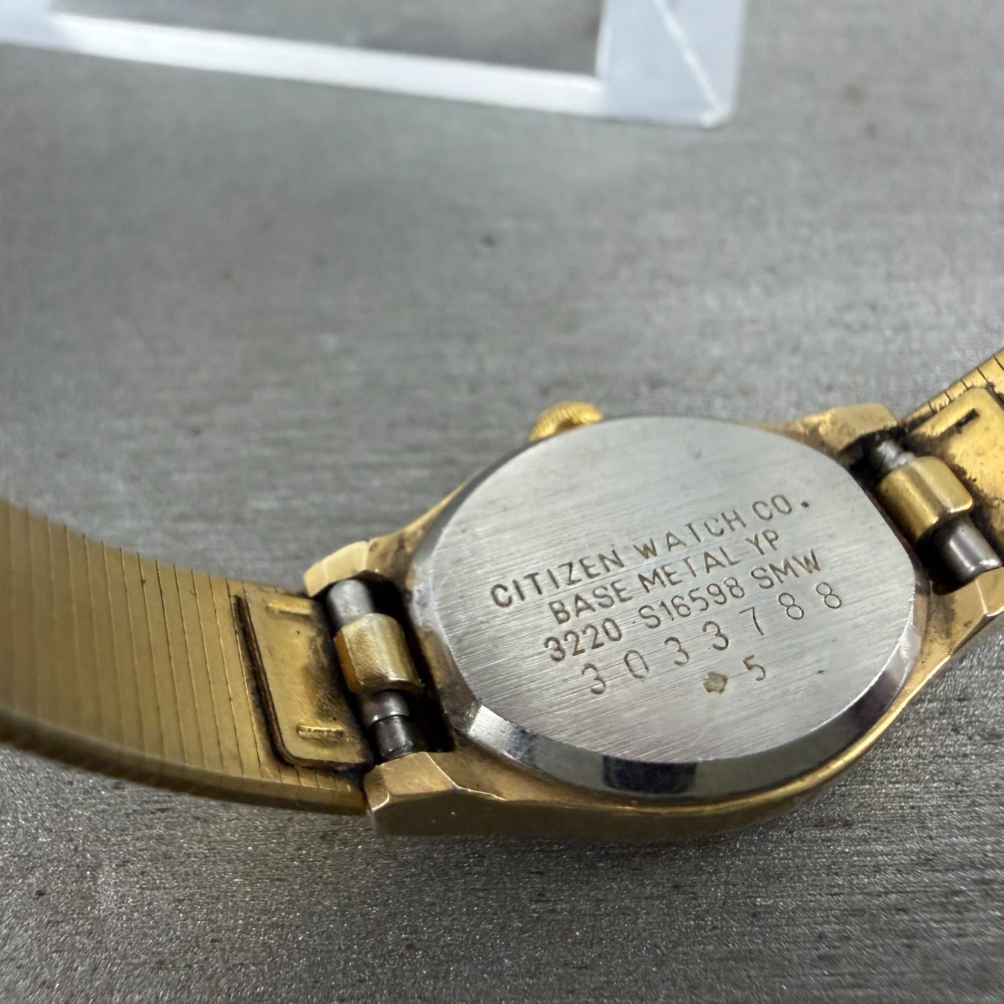 Citizen CQ Watch Women 16mm Black Dial Gold Tone Oval 3220-S16598 New Battery H79