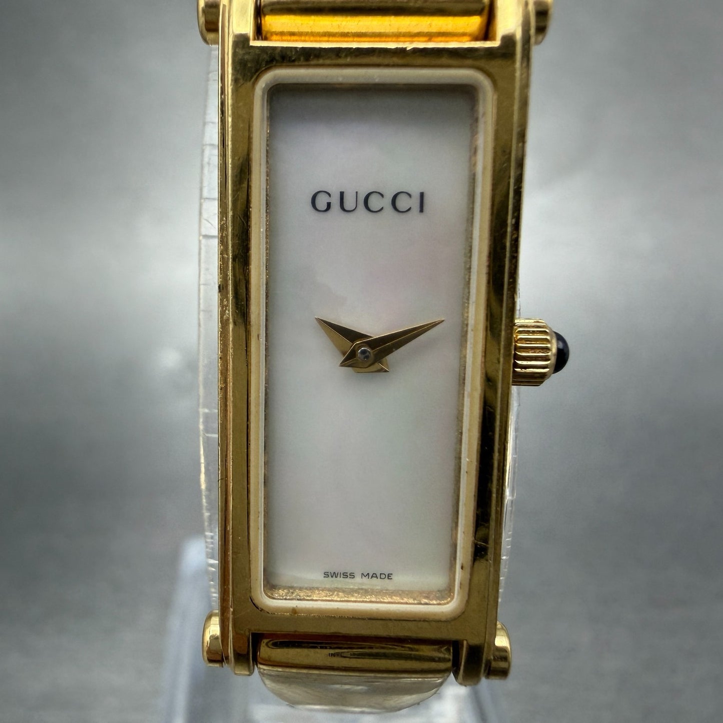Gucci 1500L Tank Watch Women 12mm MOP Dial Gold Rectangle Bangle New battery ABC1