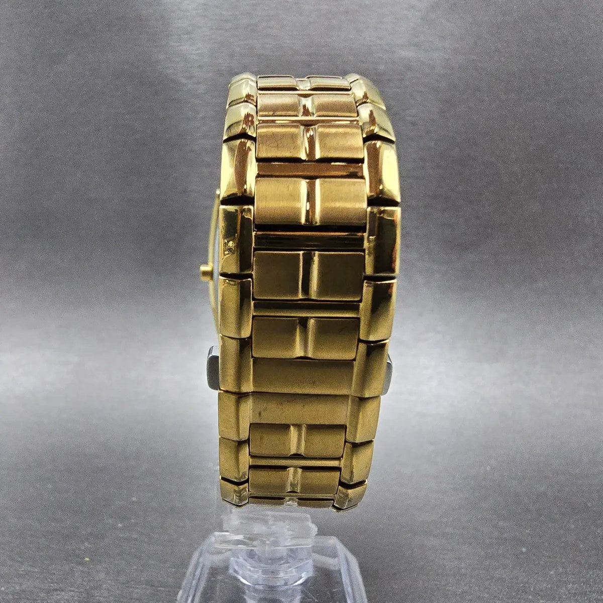 Citizen Eco-Drive Tank Watch Men 31mm Black Dial Gold Date E111-S049369 Runs RT7