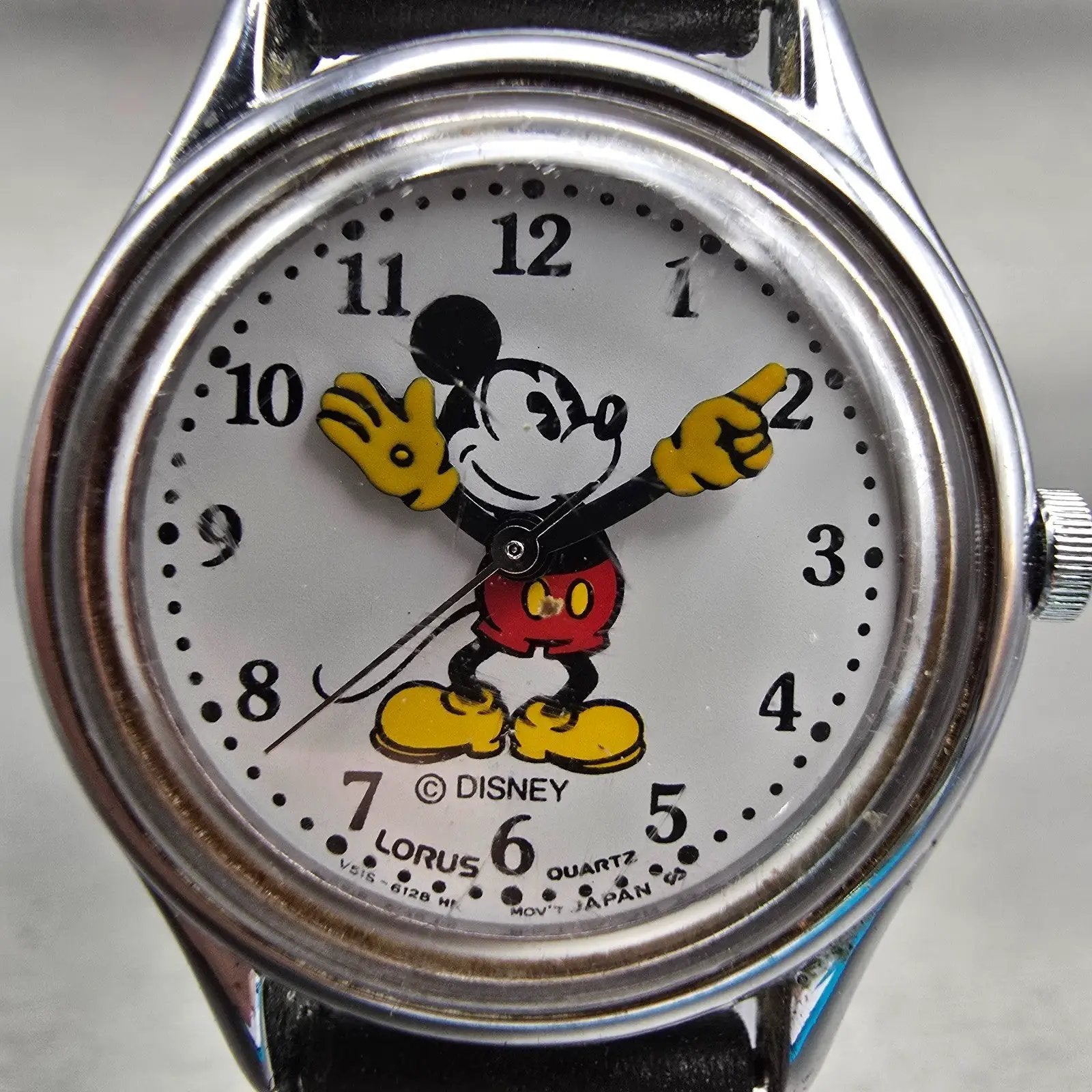 Lorus Mickey Mouse Watch Women 26mm White Dial Silver Tone V515-6080 New Battery1