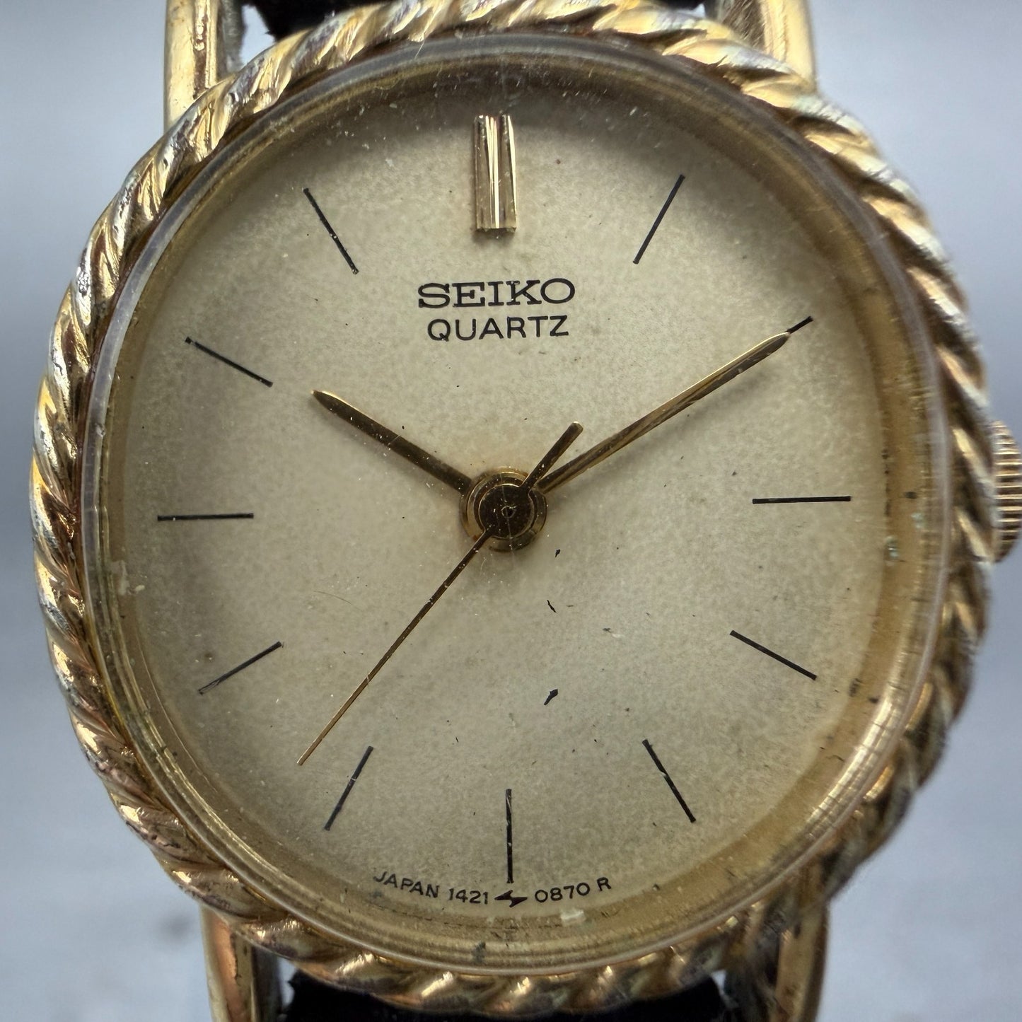 Seiko Watch Women 19mm Champagne Dial Gold Tone Oval 1421-5510 New Battery VTG 21