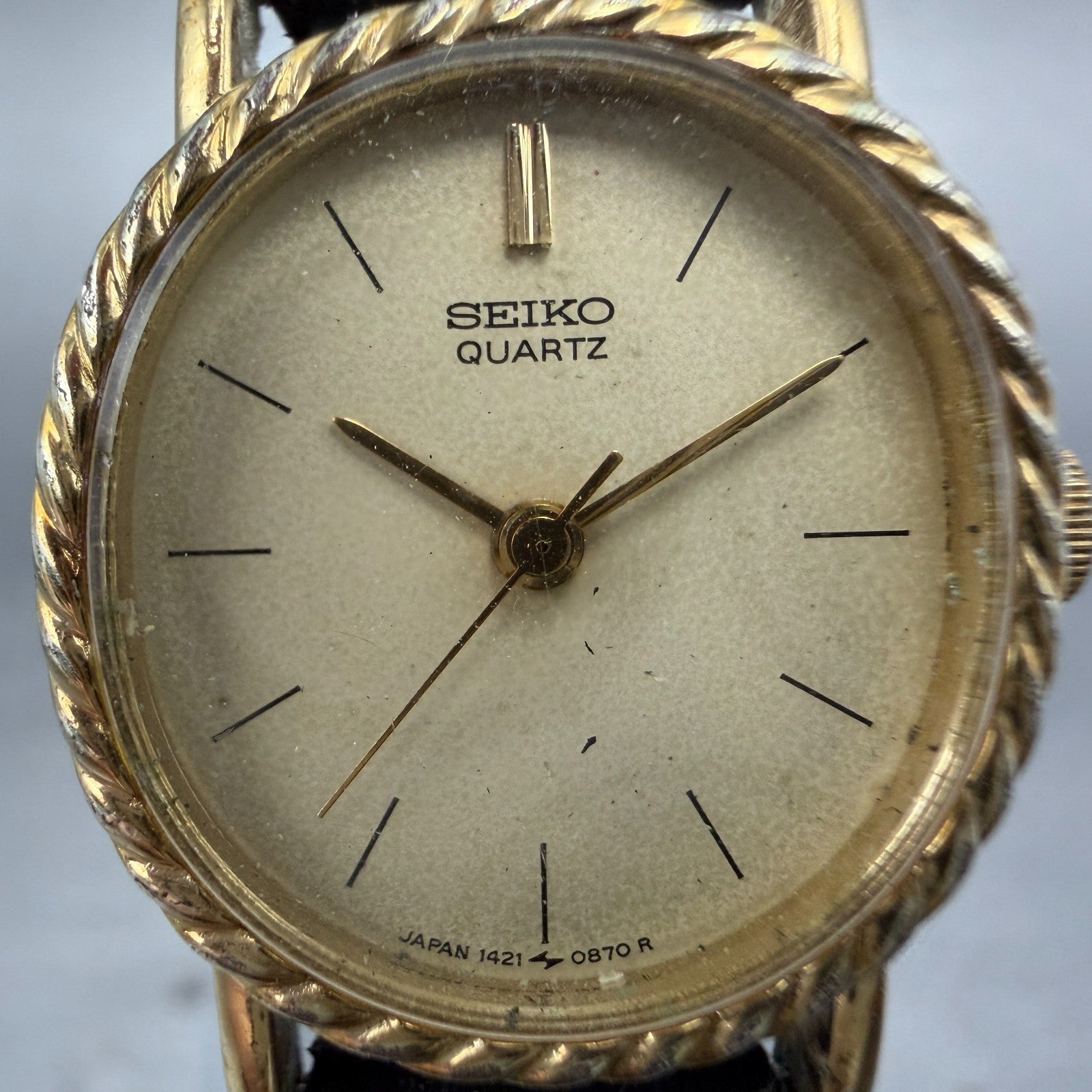 Seiko Watch Women 19mm Champagne Dial Gold Tone Oval 1421-5510 New Battery VTG 21