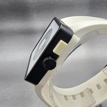 Nixon The Newton Watch Men 38mm White Dial Black Tone Square New Battery3