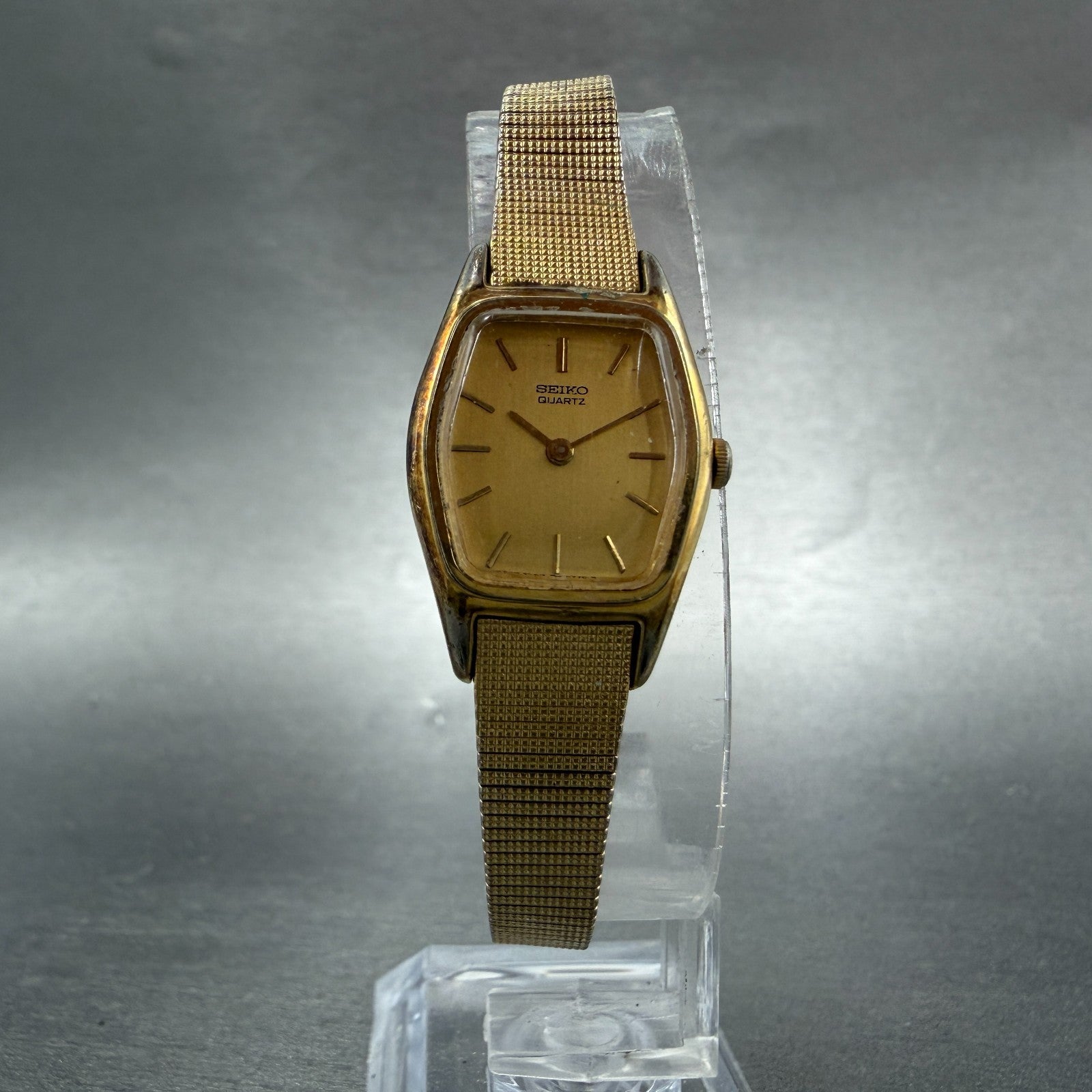 Seiko Watch Women 18mm Champagne Dial Gold Tone Hexagon 2c20-6440 New Battery5