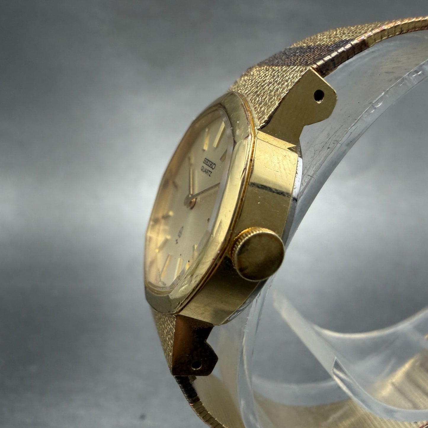 Seiko Watch Women 22mm Champagne Dial Gold Tone Octagon 16-5890 New Battery VTG2