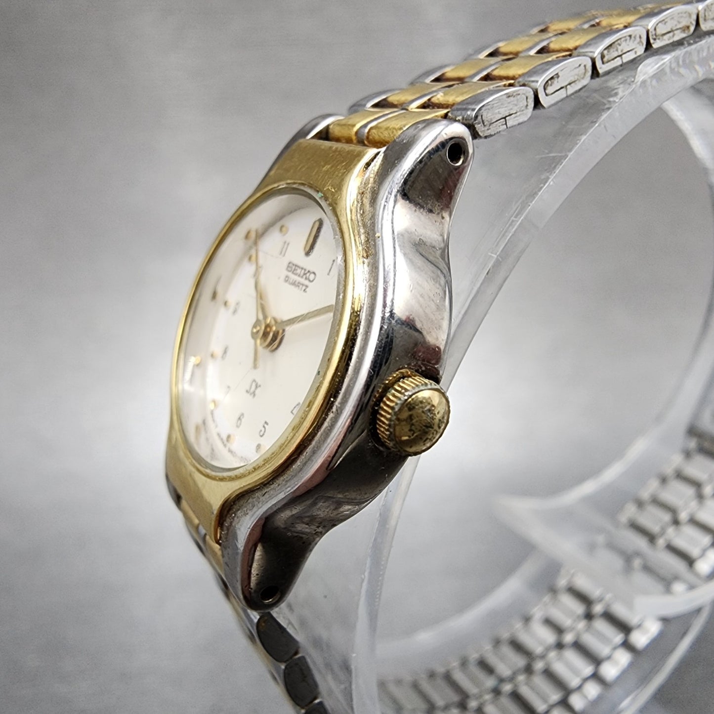 Seiko SX Watch Women 19mm Cream Dial Two Tone Round V4010281 New Battery VTG2