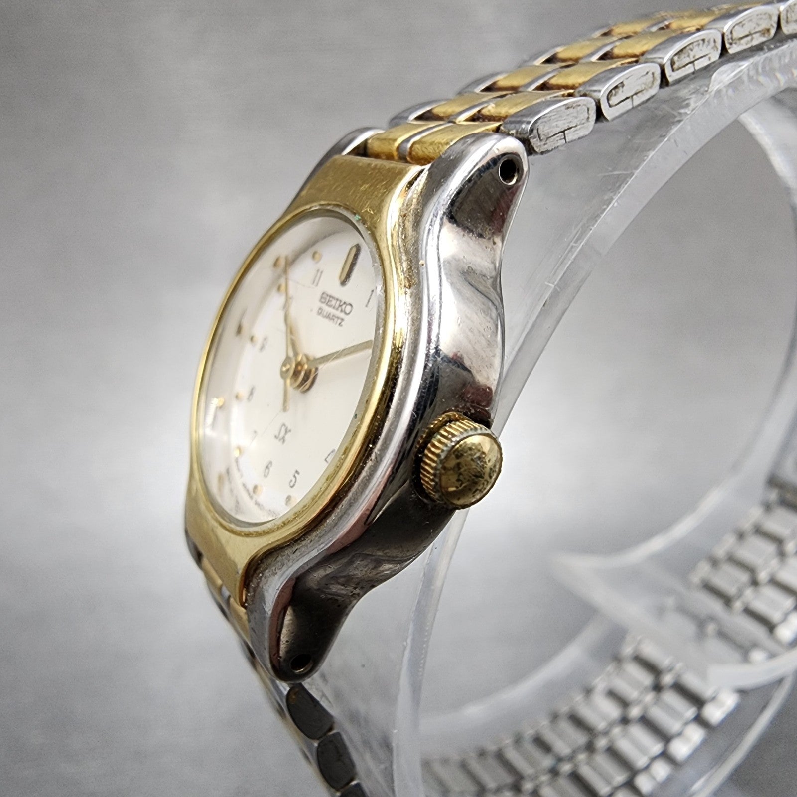 Seiko SX Watch Women 19mm Cream Dial Two Tone Round V4010281 New Battery VTG2