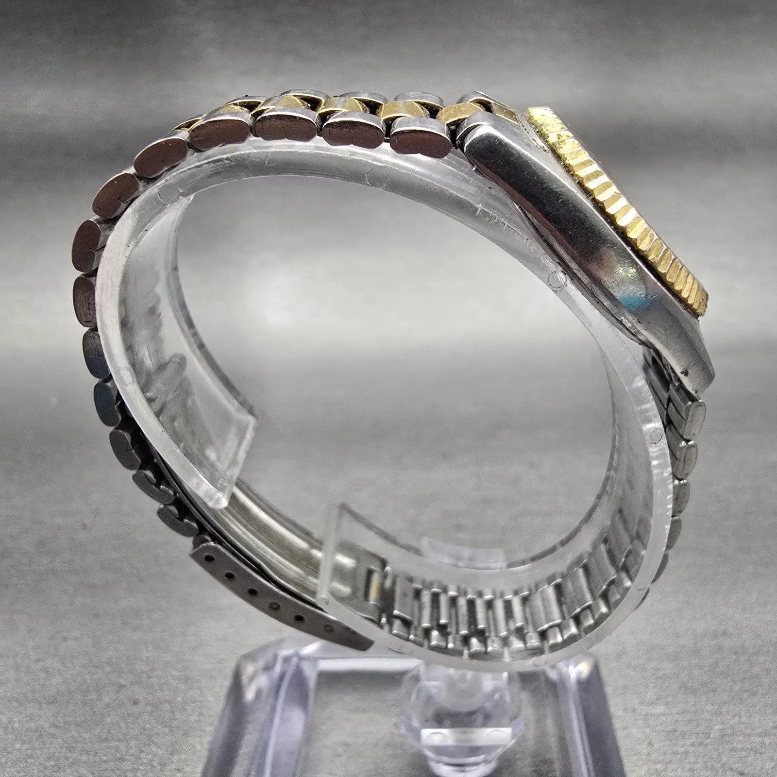 Seiko SQ Watch Women 24mm Silver Dial Two Tone Daydate Round 3E23-0A69 New Batt8