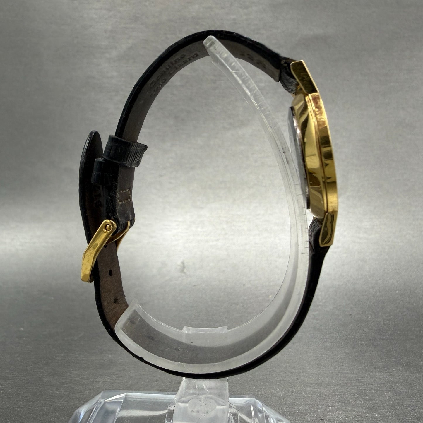 Movado Museum Watch Women 25mm Black Dial Gold Tone Round 87.A1.832.1 New Batt8