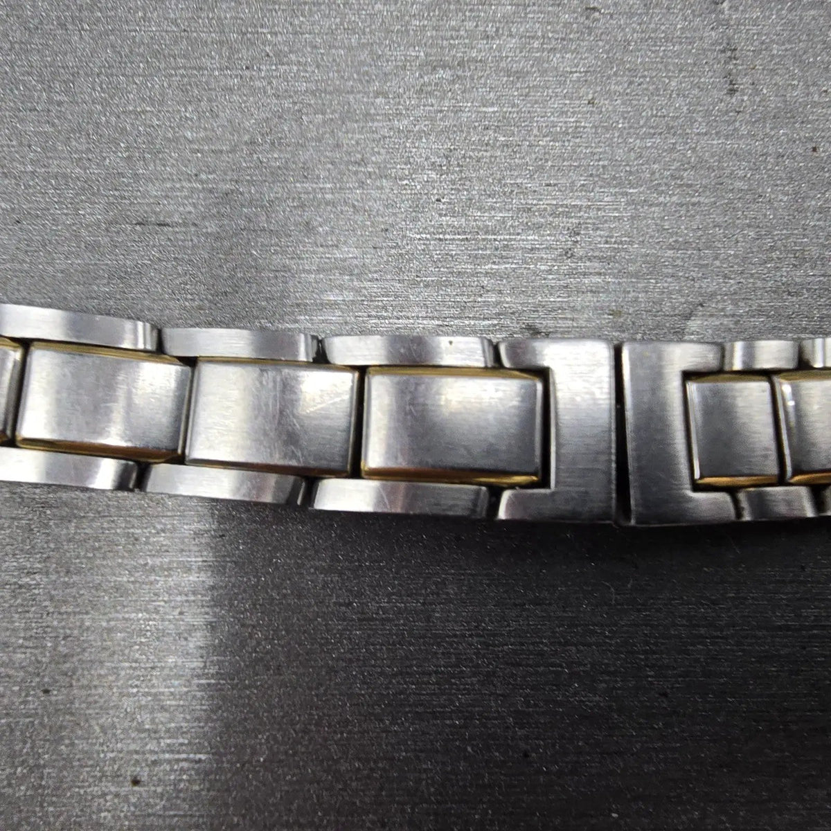 MovadoVerso Bracelet 11mm Two Tone Stainless Steel Butterfly Clasp 85-G4-8253