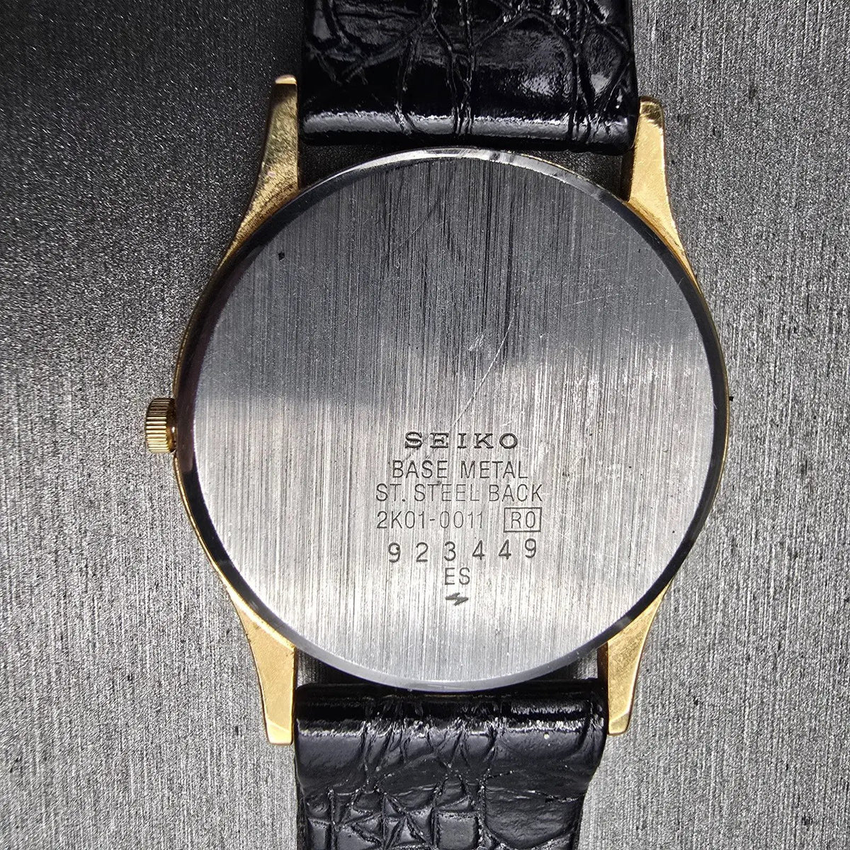 Seiko Watch Men 31mm Black Dial Gold Tone Round 2K01-0011 New Battery Vintage10
