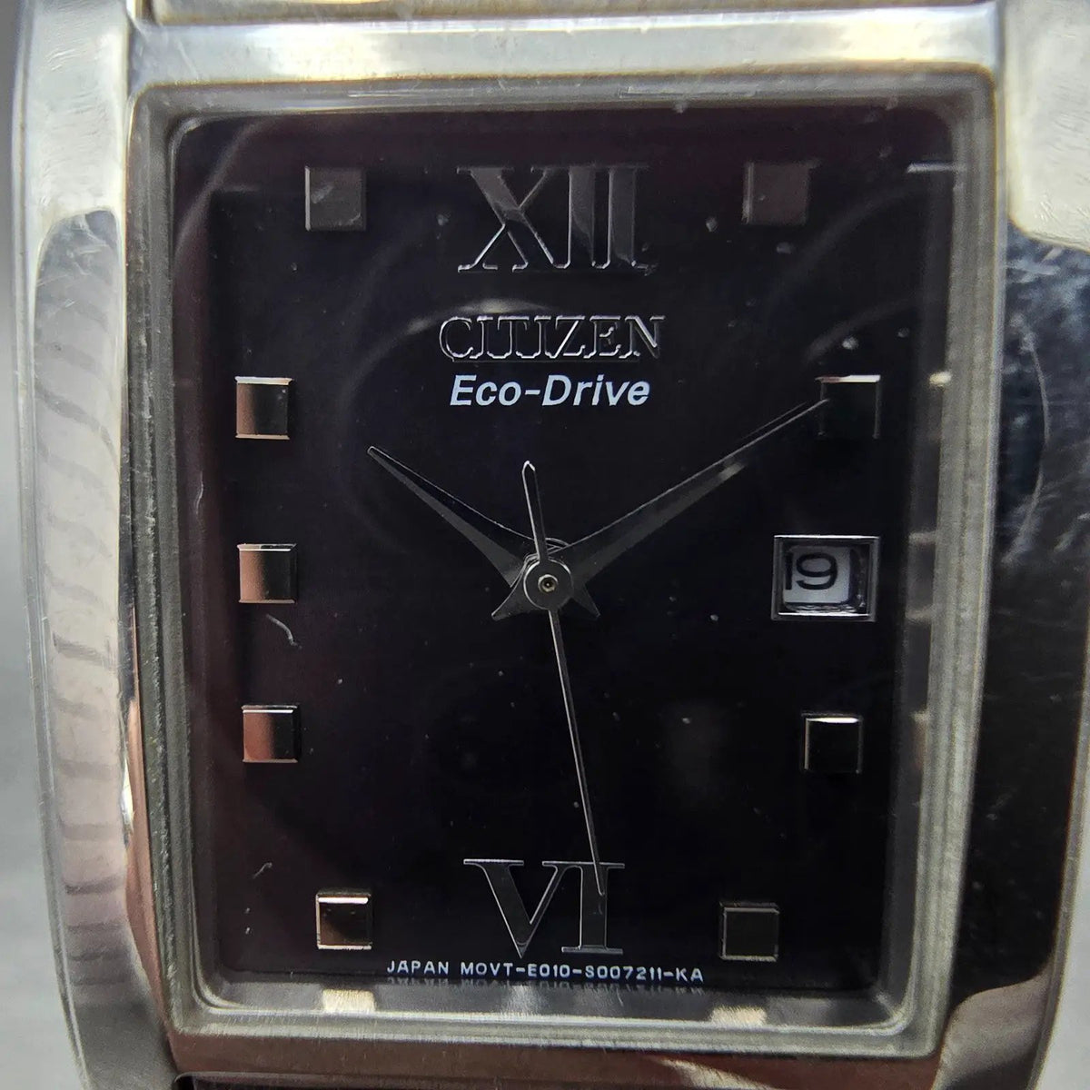 Citizen Eco-Drive Tank Watch Men 26mm Black Dial Silver Tone Date Rectangle Runs1