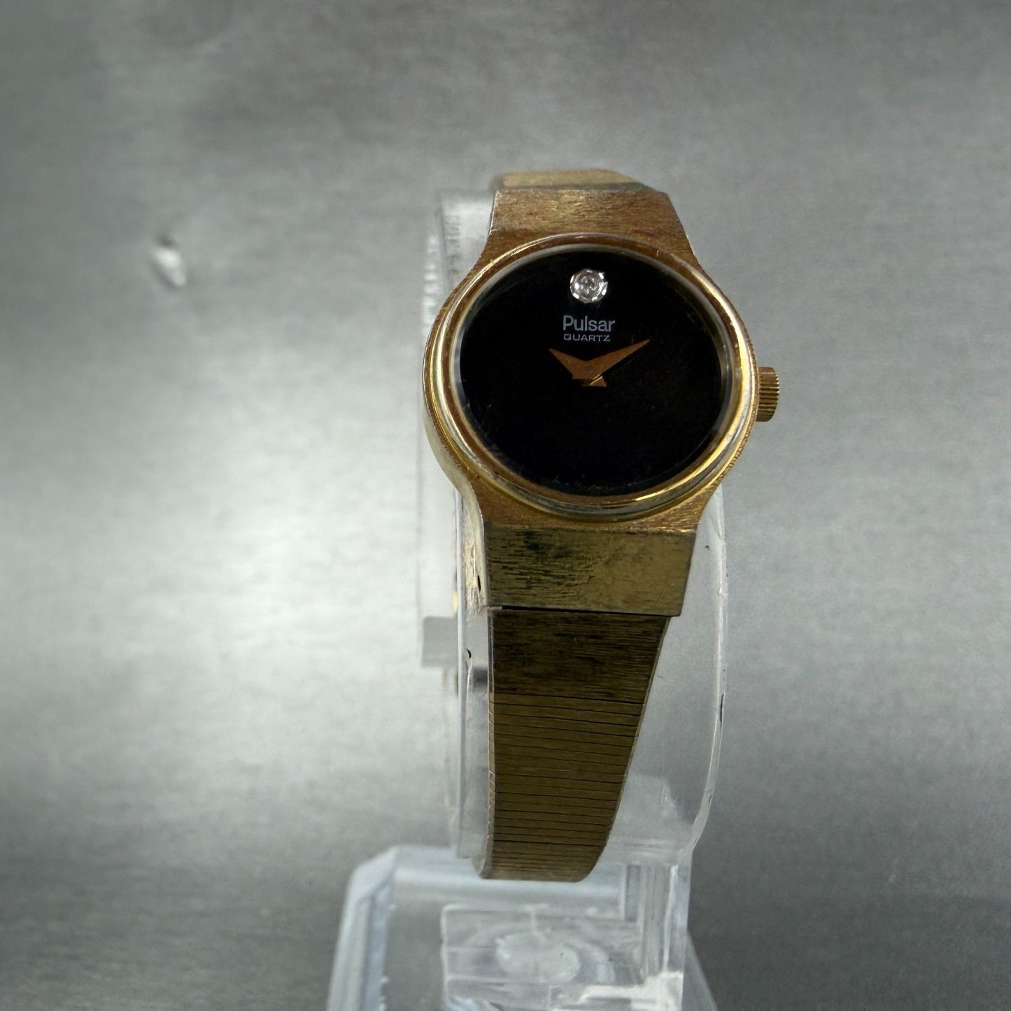 Pulsar Watch Women 18mm Black Dial Gold Tone Round Y590-0109 New Battery5