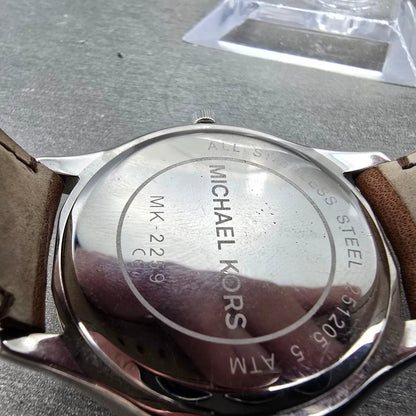 Michael Kors Runway Watch Women 42mm Silver Dial Two Tone MK-2259 New Battery DS9