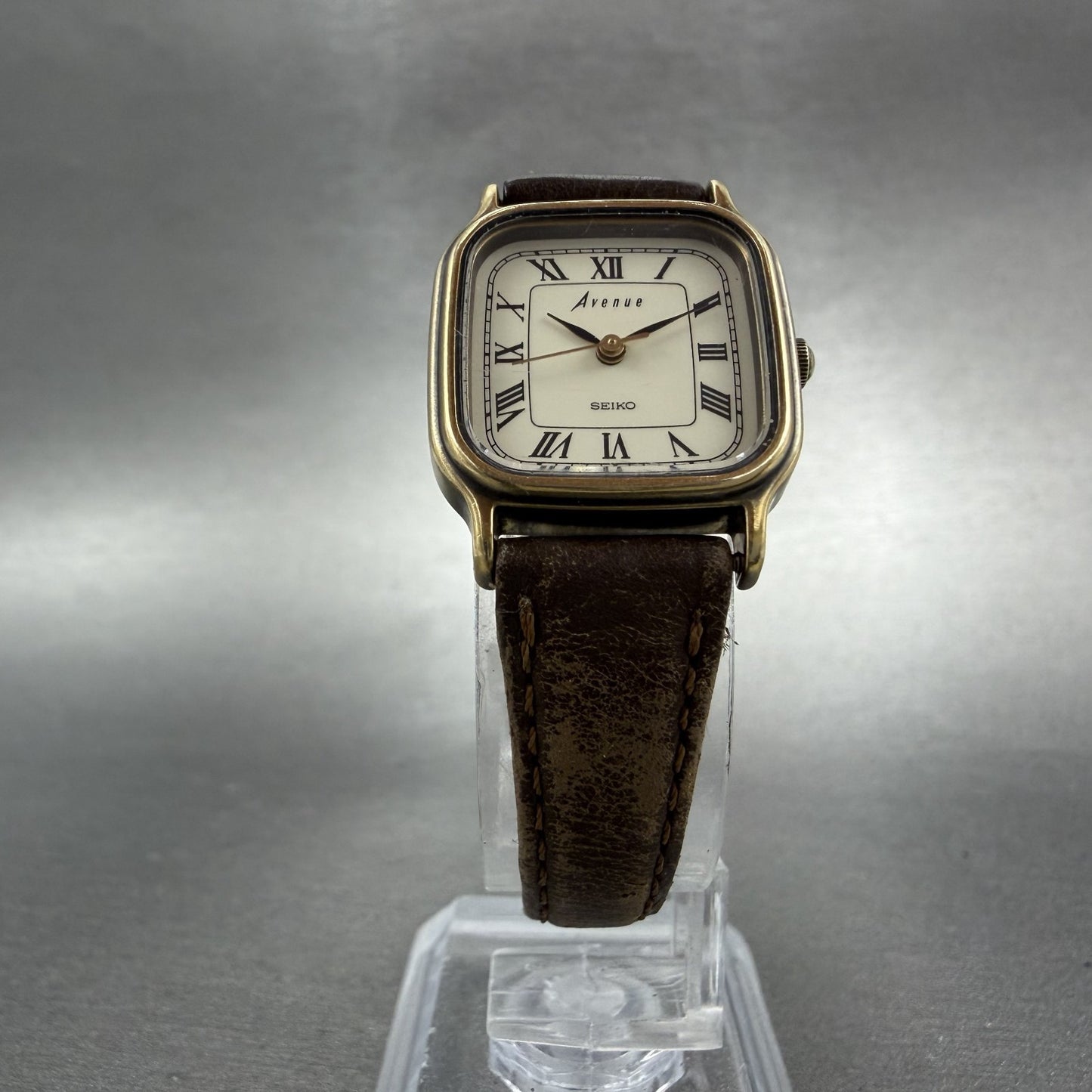 Seiko Avenue Watch Women 21mm White Dial Gold Tone Square 2P21-5D80 New Battery5