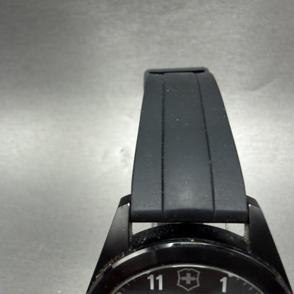 Victorinox Swiss Army Garrison Watch Men 40mm Black Dial Black Case Date PARTS5