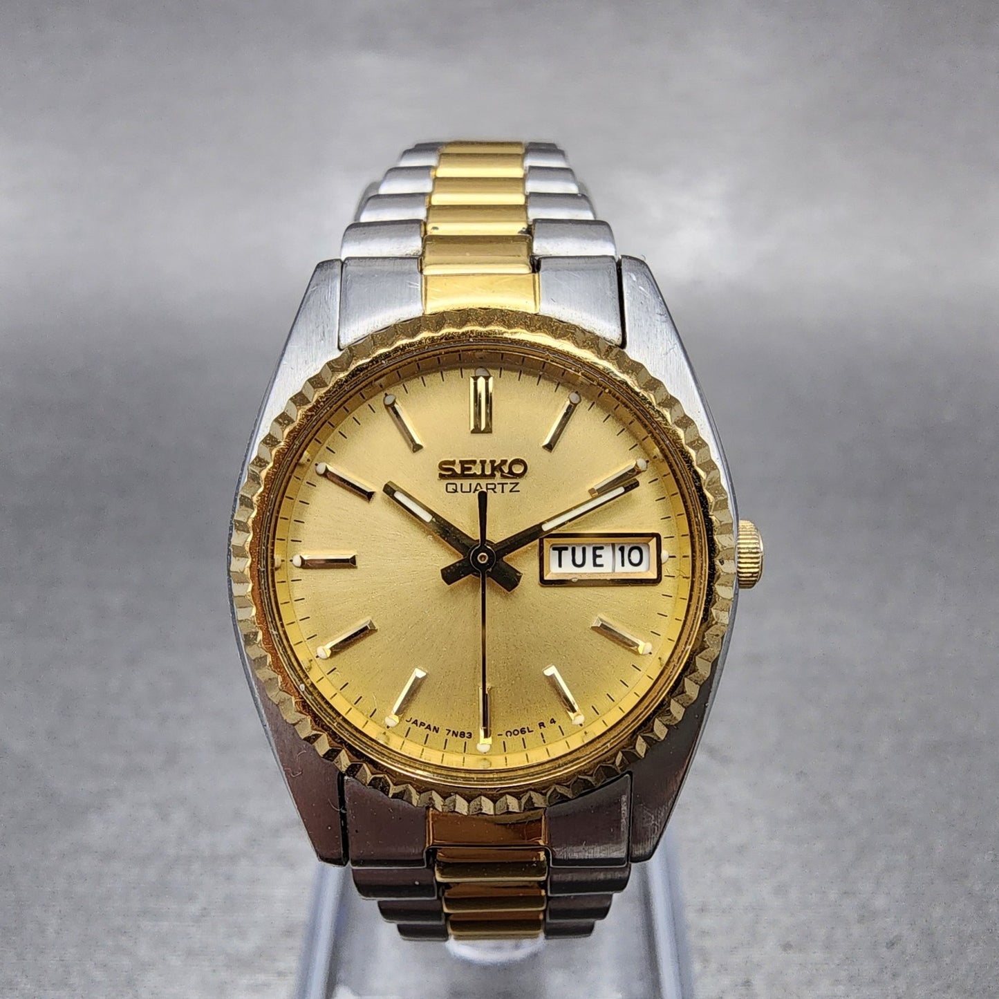 Seiko Watch Women 24mm Gold Dial Two Tone Daydate Round 7n830041 New Battery AB0