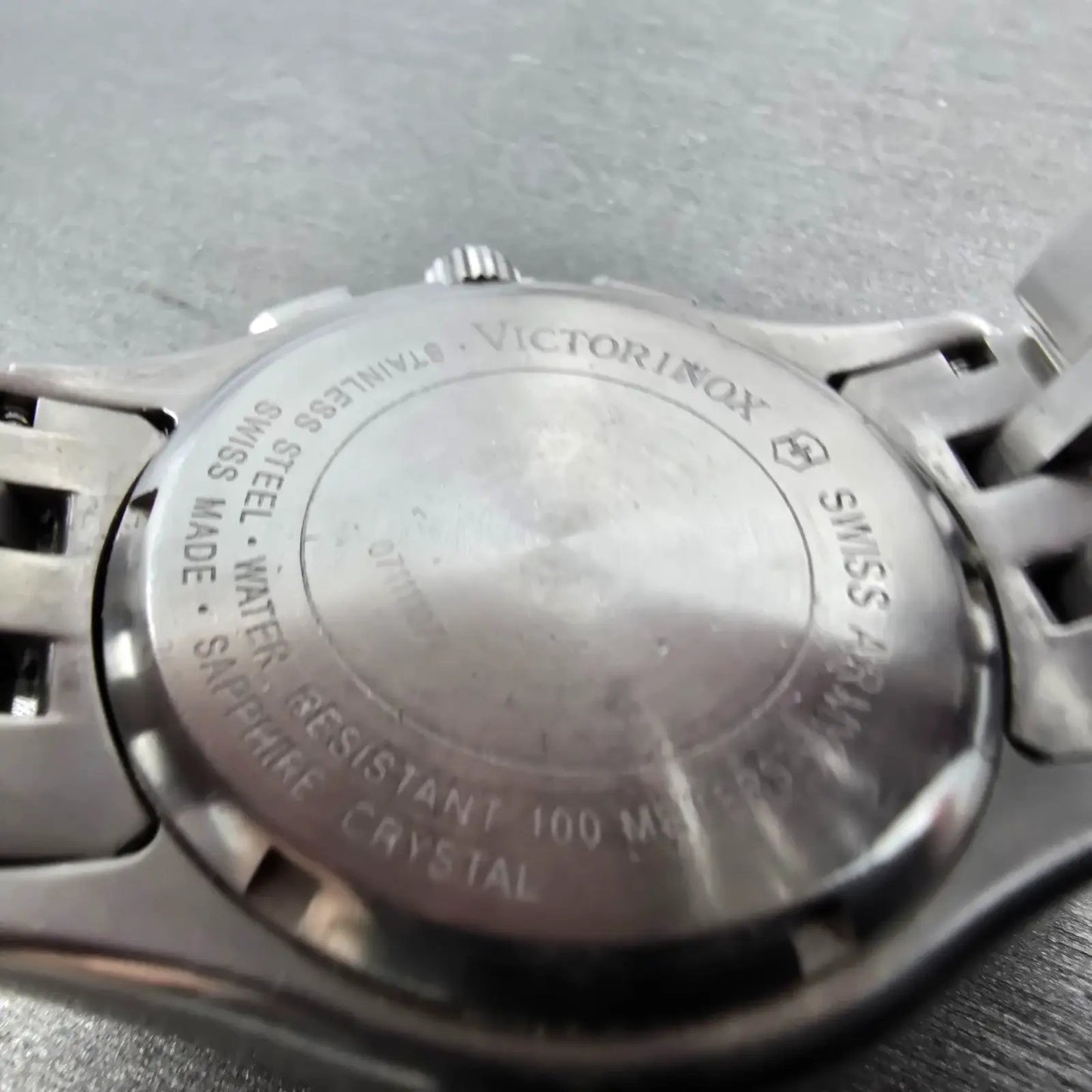Victorinox Swiss Army Alliance Chronograph Watch Men 40mm Black Dial Steel Runs10