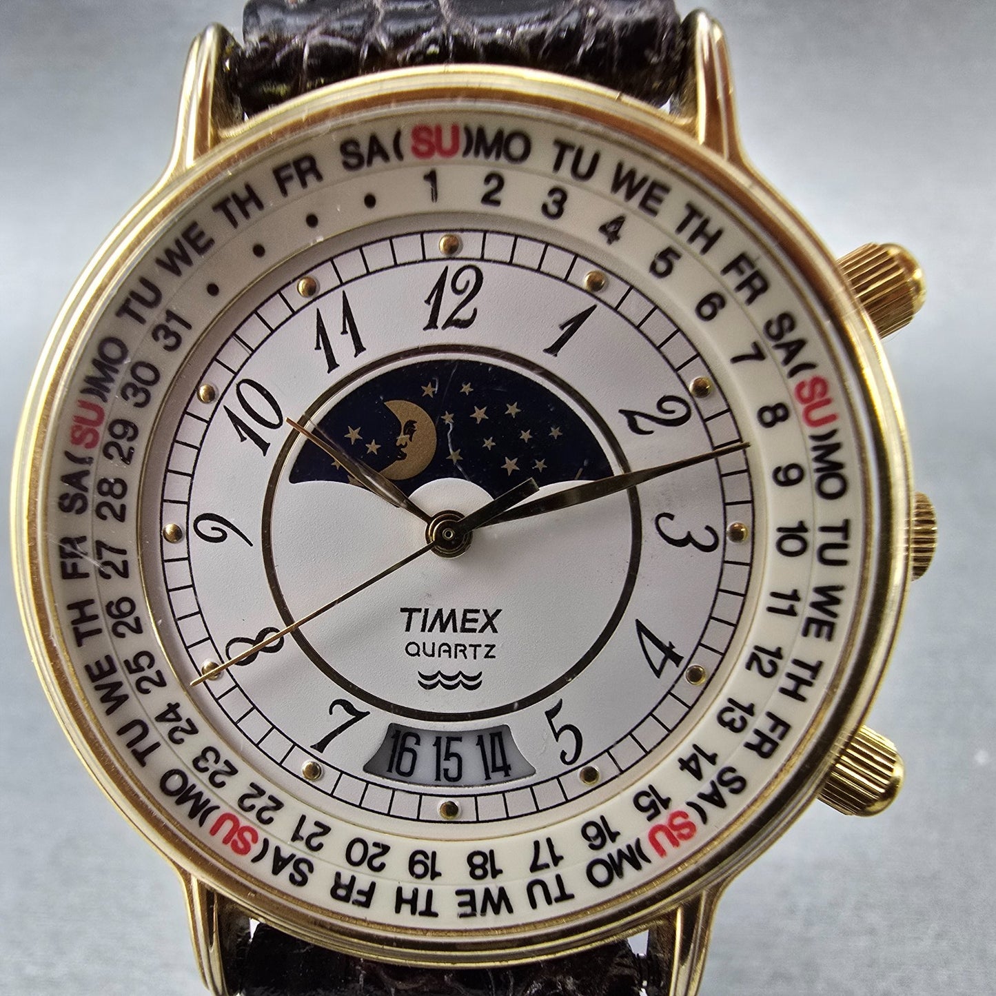 Timex Sun&Moon Watch Men 37mm White Dial Gold Tone Daydate Round New Battery1