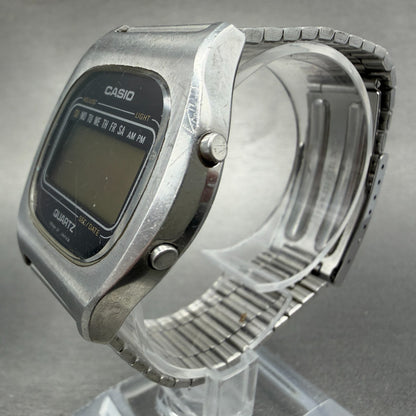 Casio 54QS-25 Watch Men 35mm Digital Silver Tone Round Daydate VTG PARTS3