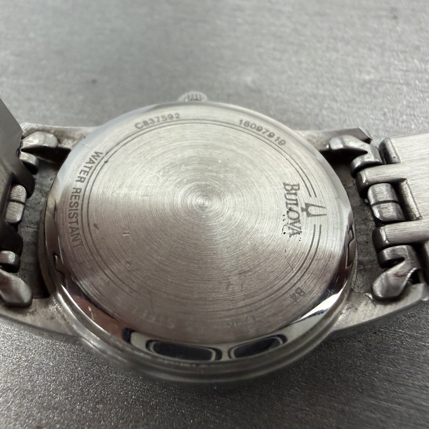Bulova Watch Women 30mm Silver Dial Silver Tone Round 96L192 New Battery9