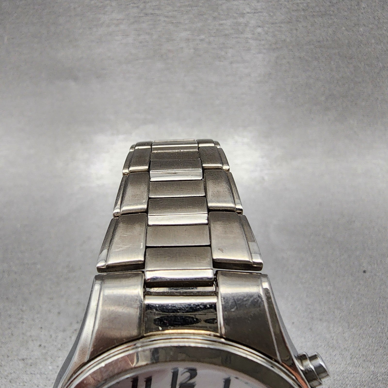Seiko Solar Watch Men 38mm Silver Dial Titanium Atomic Date Round Runs 7B220AD05